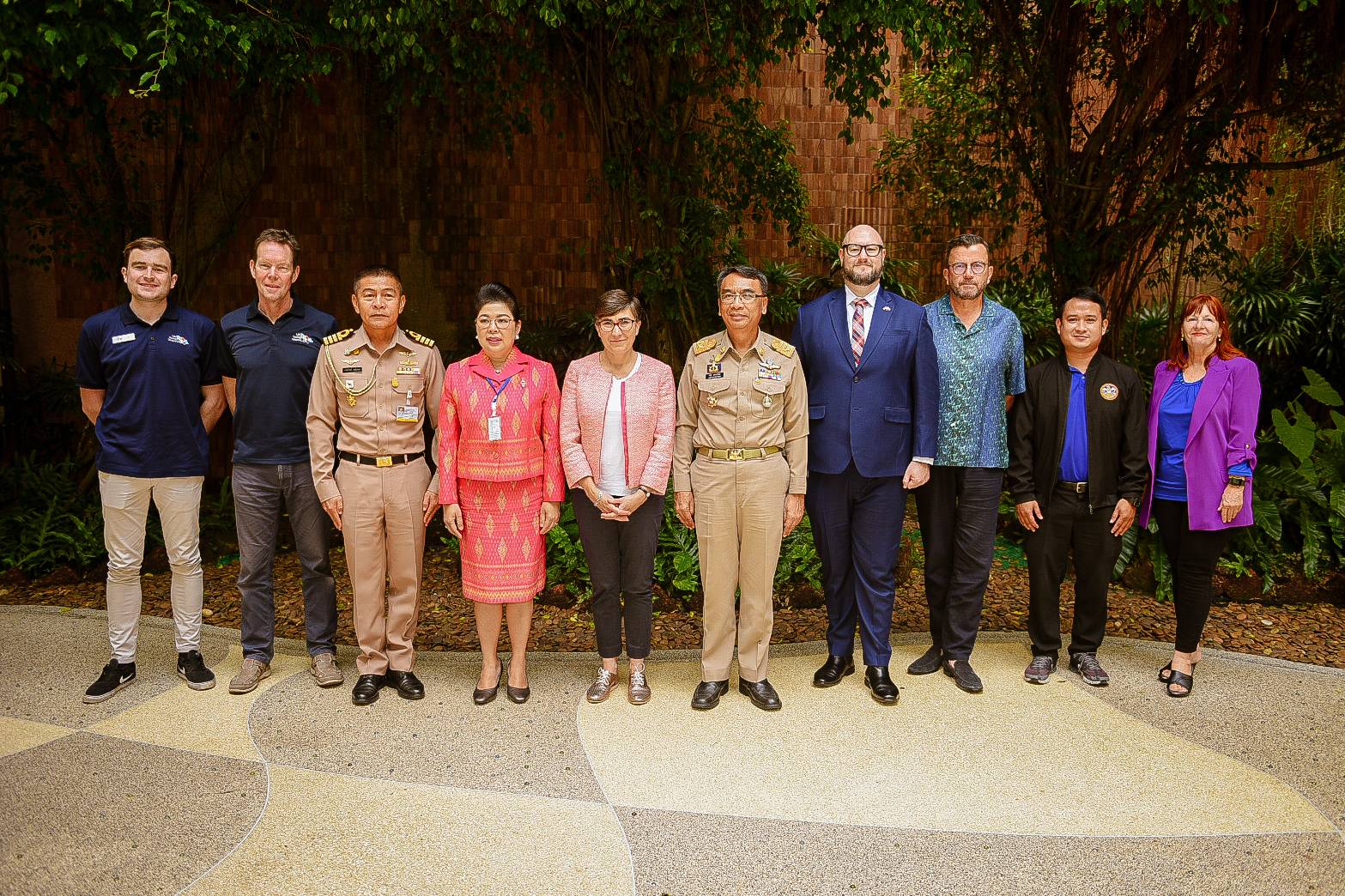 Pictured at the “Collaboration in Water Safety” seminar on 25th July (from left to right): Mr. Jack Kennedy, life saving trainer, LSV; Mr. Peter Gibney, life saving trainer, LSV; Col. Bannawit Chalermthong, Deputy Commander-in-Chief, Phang Nga Naval Base Third Area Command; Khun Hathairat Rangsansarit, Deputy Director, Patong Hospital; Dr. Angela Macdonald PSM, The Ambassador of Australia to Thailand; Mr. Danai Sununtarod, Deputy Governor, Governor’s Office; Mr. Matthew Barclay, Consul-General, Australian Consulate-General, Phuket; Mr. Daniel Meury, Director, Phuket Hotels Association; Khun Hasachai Noourai, Representative, Phuket Office of Tourism & Sports; and Ms. Jayne MacDougall, Executive Director, Phuket Hotels Association