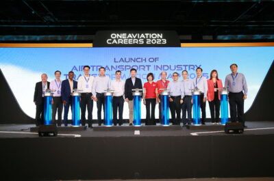 (From far left) Mr Paul Teo, Deputy Chairman, Singapore Air Cargo Agents Association Mr Sia Kheng Yok, CEO, Association of Aerospace Industries (Singapore) Mr Barathahan Pasupathi, CEO, Jetstar Asia Mr Kerry Mok, President & CEO, SATS Mr Lee Seow Hiang, CEO, Changi Airport Group Mr Han Kok Juan, Director-General, Civil Aviation Authority of Singapore Mr Chee Hong Tat, Acting Minister for Transport Ms Cham Hui Fong, Deputy Secretary-General, NTUC Mr Ong Hwee Liang, Chairman, Aerospace & Aviation Cluster Mr Loh Ngai Seng, Permanent Secretary, Ministry of Transport Mr Tan Kai Ping, CFO, Singapore Airlines Mr Leslie Thing, CEO, Scoot Ms Tan Hui Boon, Vice President, Human Resources, SIA Engineering Company Mr William Chew, Head, Learning & Development, dnata
