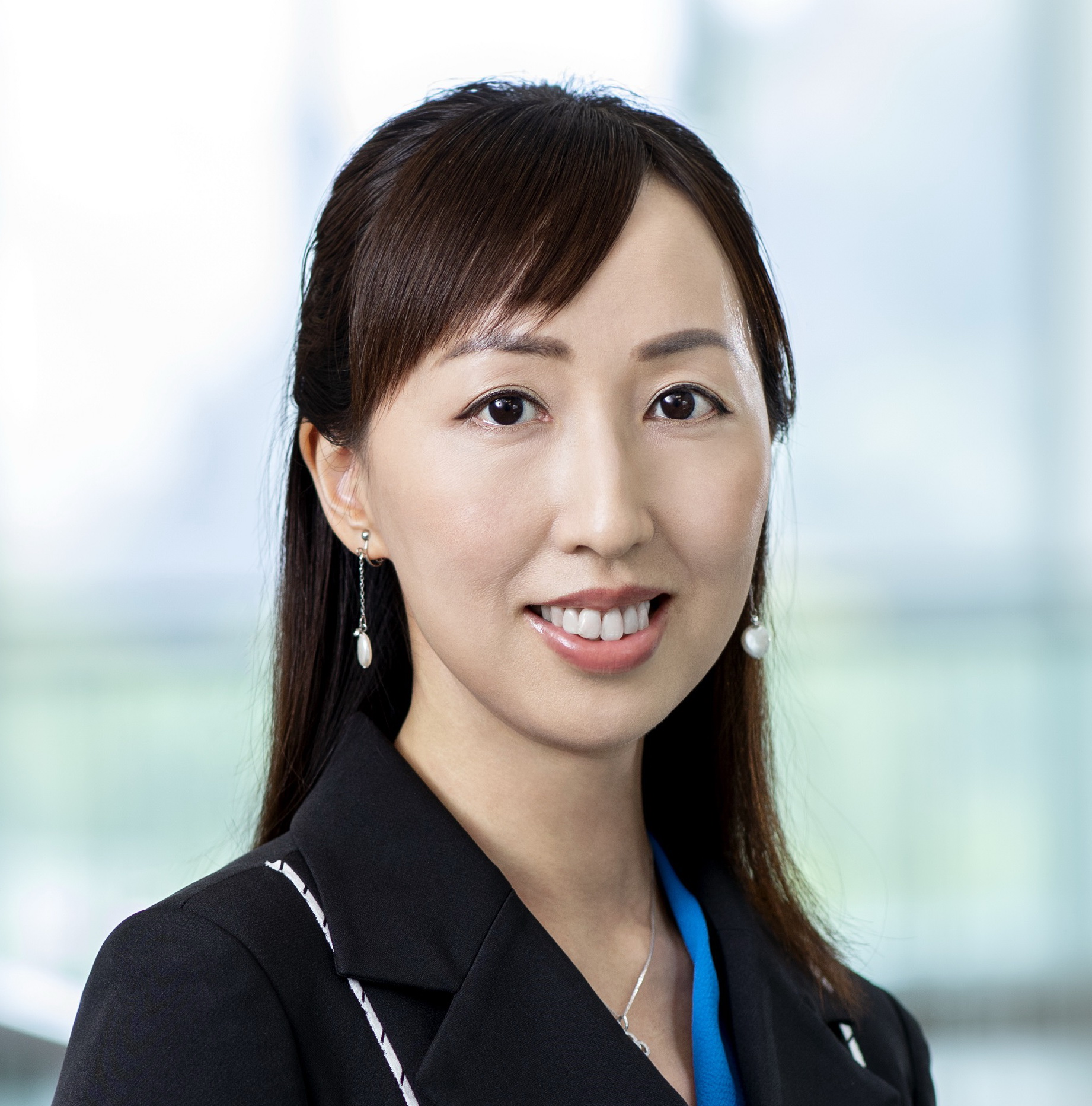 Prof. Lisa Wan
