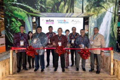World Travel Market 2023's Malaysia Pavilion - Ribbon Cutting Ceremony Led By Dato' Roslan Tan Sri Abdul