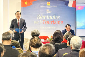 Mr. Nguyen Trung Khanh, Chairman of Vietnam National Authority of Tourism (VNAT) speaking at the Seminar (Photo: Organising Board)