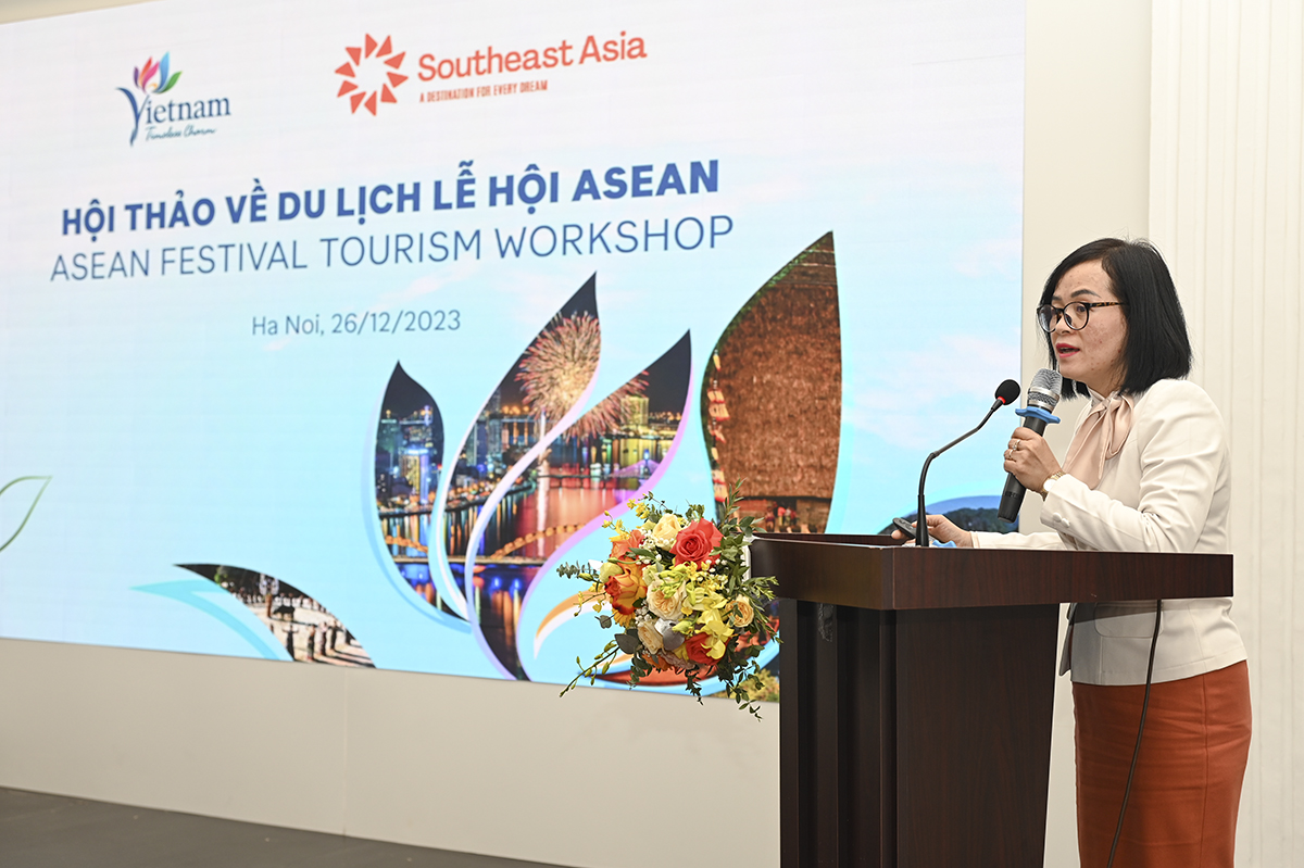 Huynh Thi Huong Lan, directora adjunta del Centro de Promoción Turística, Departamento de Turismo de la ciudad de Da Nang