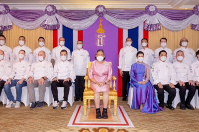 Bangkok Chef Charity 2024 Group Photo of Nuntiya & Chefs with HRH Princess Maha Chakri Sirindhorn