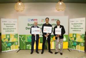 (Left to Right) Dr Bryan Byrne, USAID/India Development Partnerships and Innovations Office, Director; Mr. Omri Morgenshtern, CEO, Agoda; Mr. CB Ramkumar, Vice Chair, GSTC