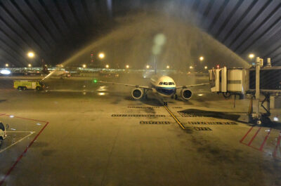 Flight CZ5079 received water cannon salute at KLIA